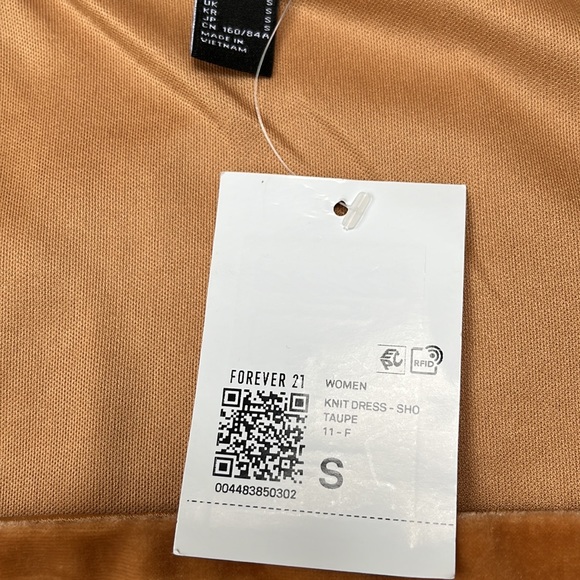 NWT Forever 21 Dress Size Small - Picture 4 of 5